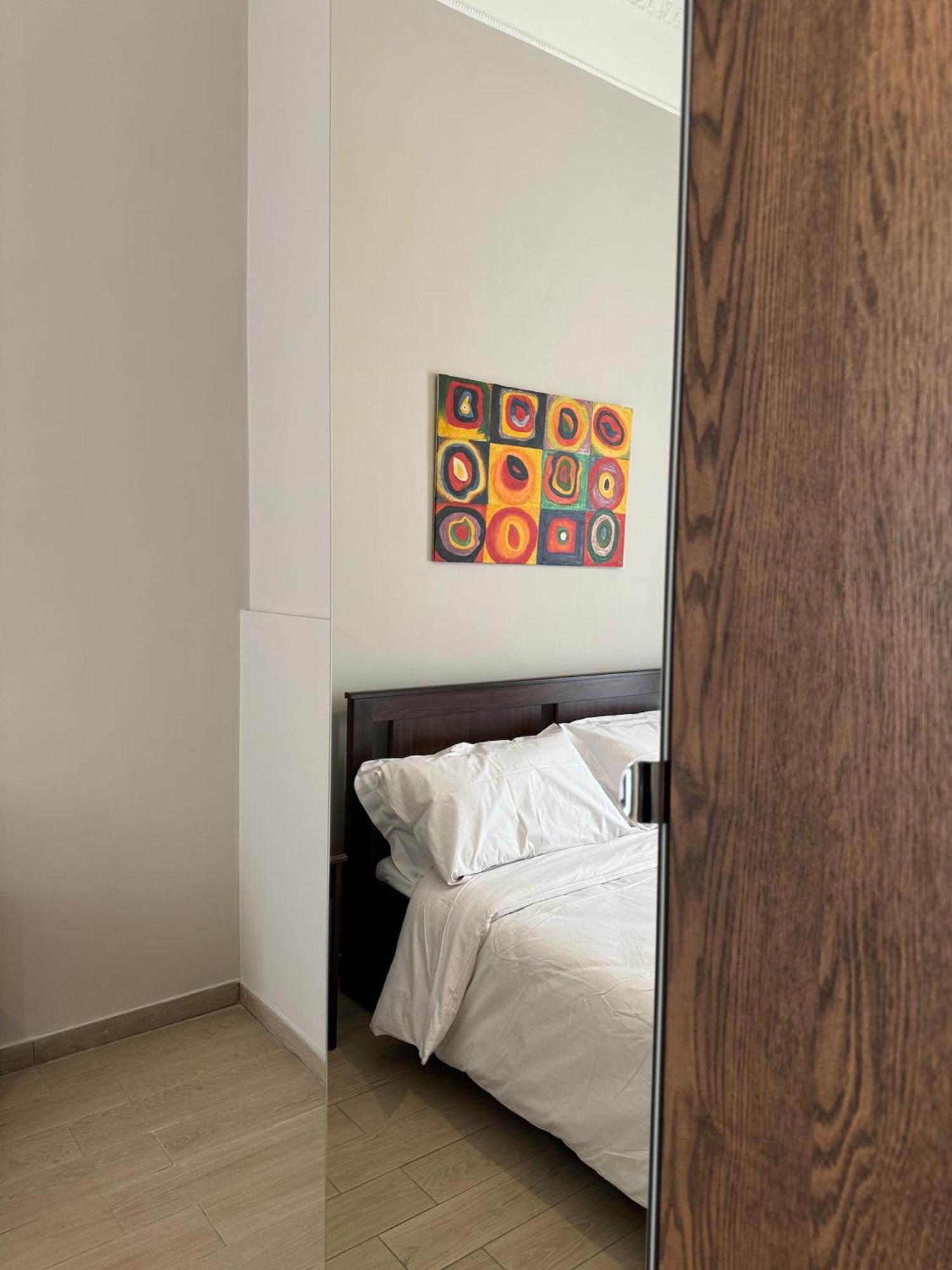 Villafranca Settantuno Apartments Палермо Екстериор снимка